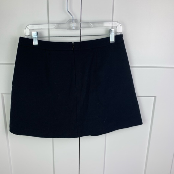 VINCE Size 6 Inverted Front Pleat Black Mini Skirt Preppy School Girl Pockets - Picture 4 of 6